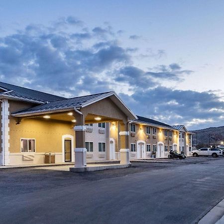 Hotel Super 8 By Wyndham Richfield Ut Extérieur photo