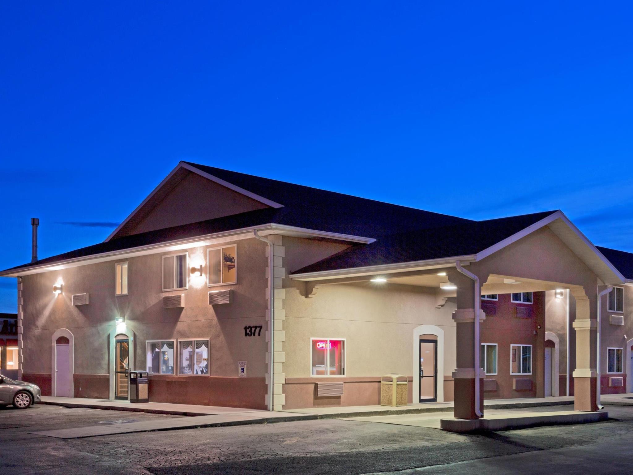 Hotel Super 8 By Wyndham Richfield Ut Extérieur photo