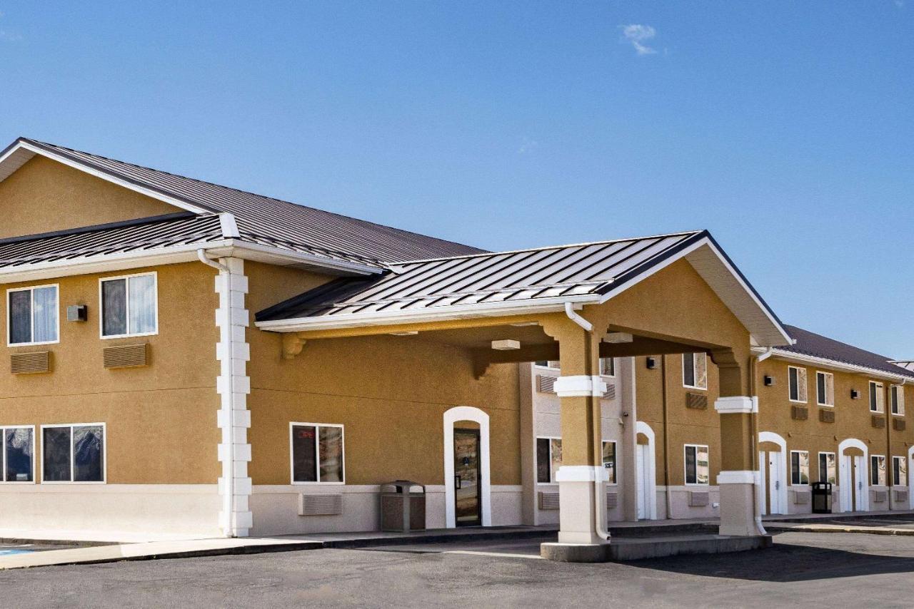 Hotel Super 8 By Wyndham Richfield Ut Extérieur photo
